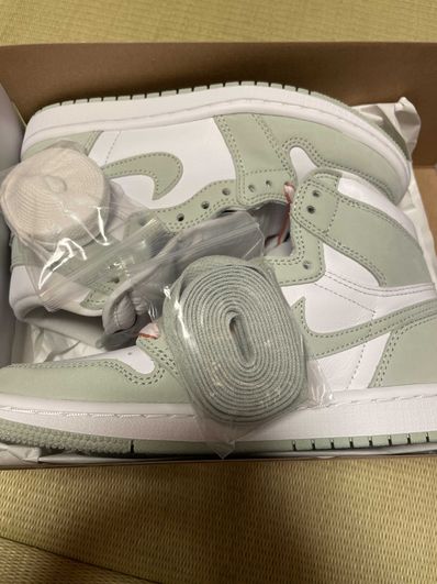 Nike Women's Air Jordan 1 High OG "Seafoam"