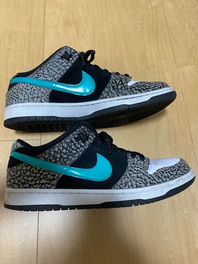 Nike SB Dunk Low "Elephant/Safari"