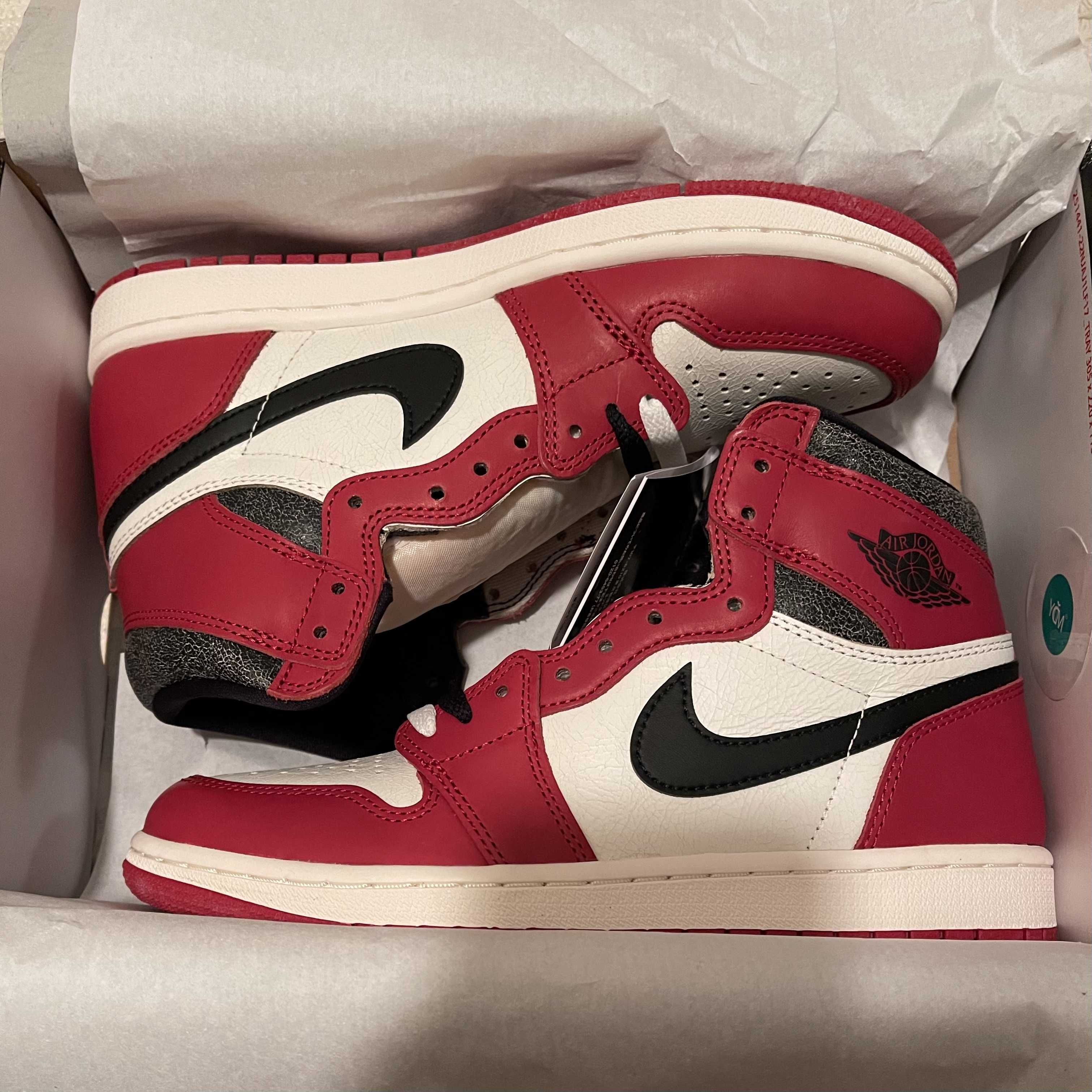 Nike Air Jordan 1 High OG "Lost & Found/Chicago"