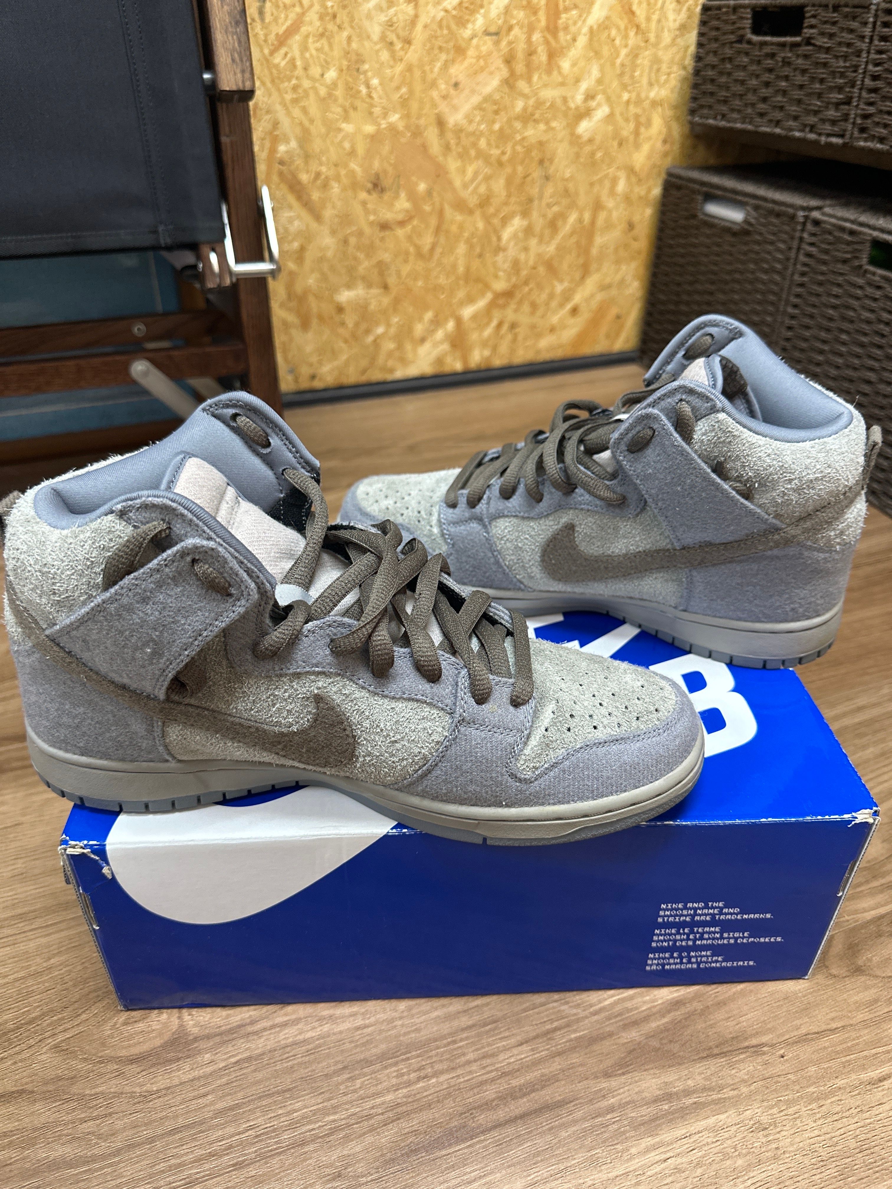 Nike SB Dunk High "Tauntaun"