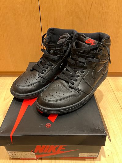 Nike Air Jordan 1 Retro High OG "Black"