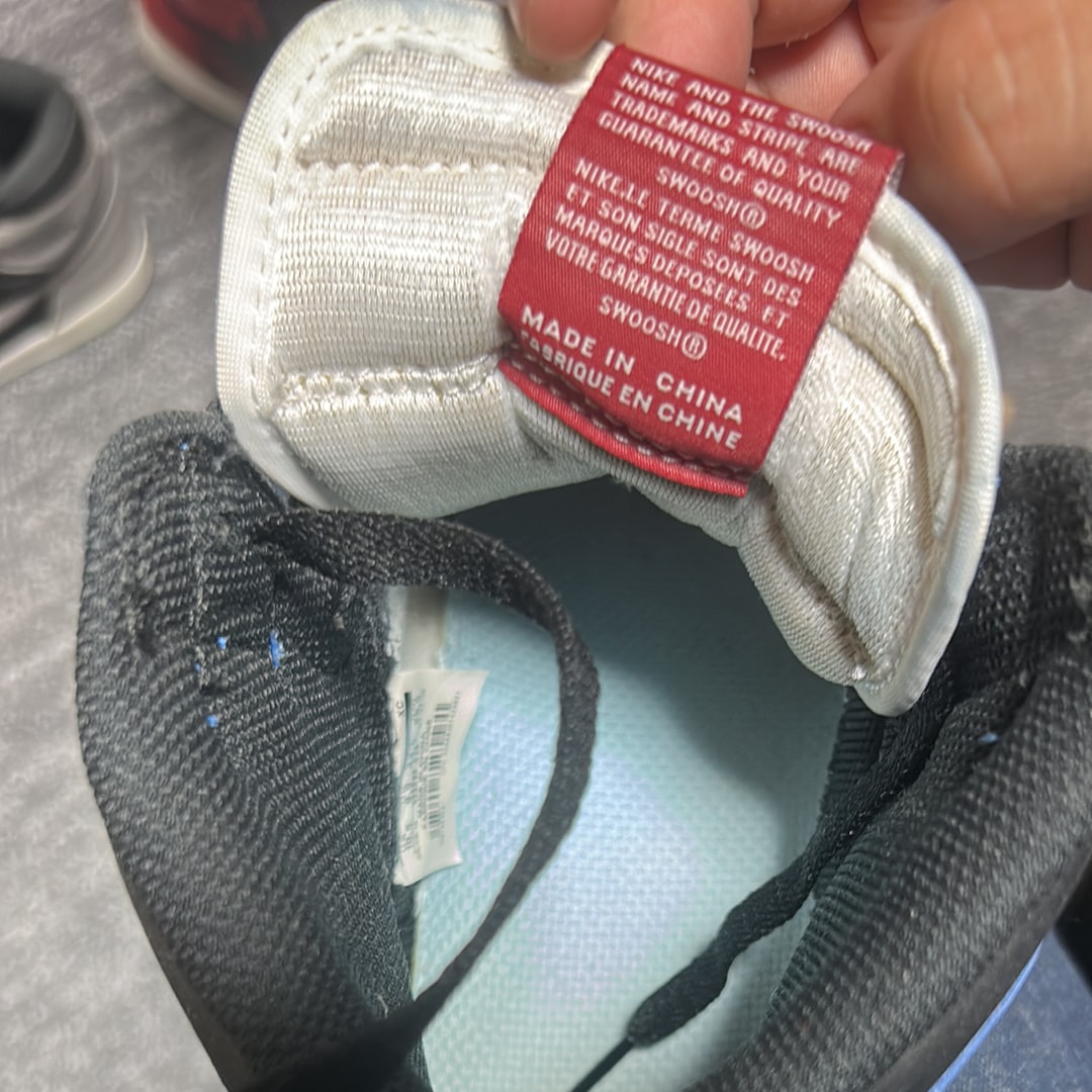 Nike Air Jordan 1 Retro High "Top 3"