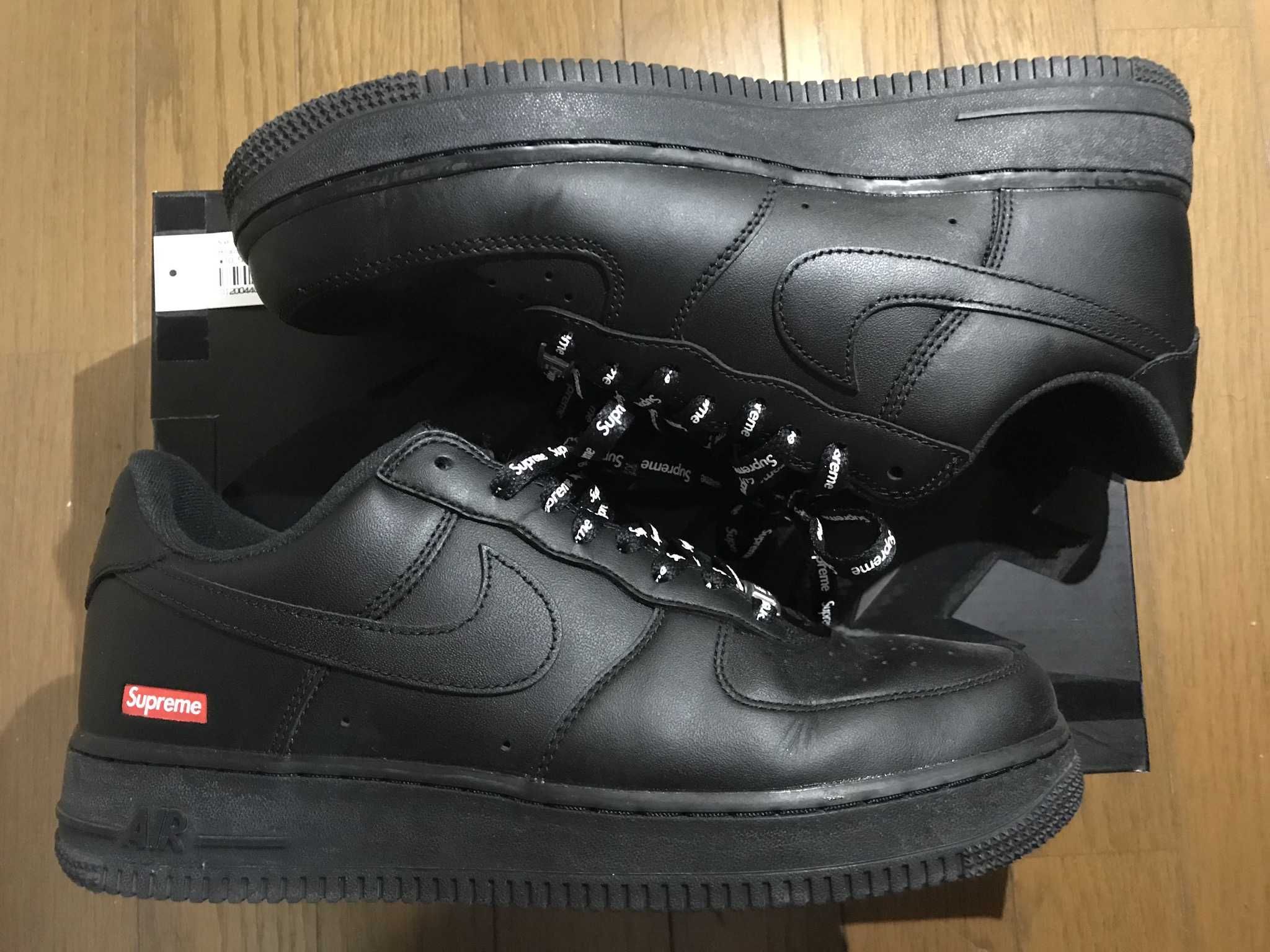 Supreme × Nike Air Force 1 Low "Black"