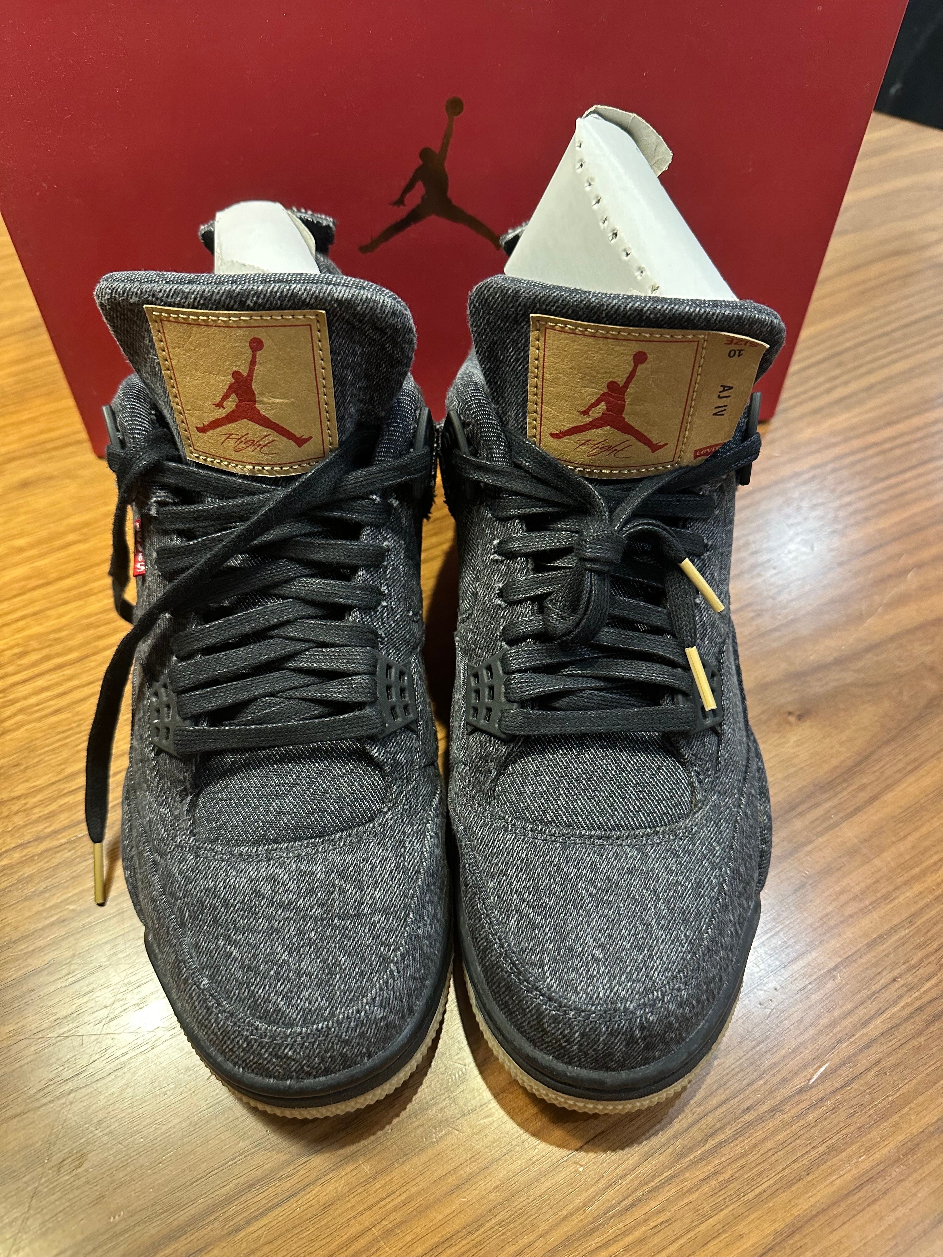Nike × Levi's Air Jordan 4 "Black Denim" (Tag: LEVIS®)