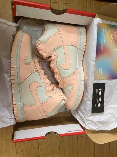 Nike Women's Dunk High "Crimson Tint"