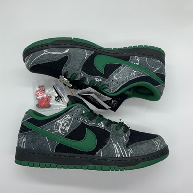 There Skateboards × Nike SB Dunk Low Pro "Anthracite and Gorge Green"