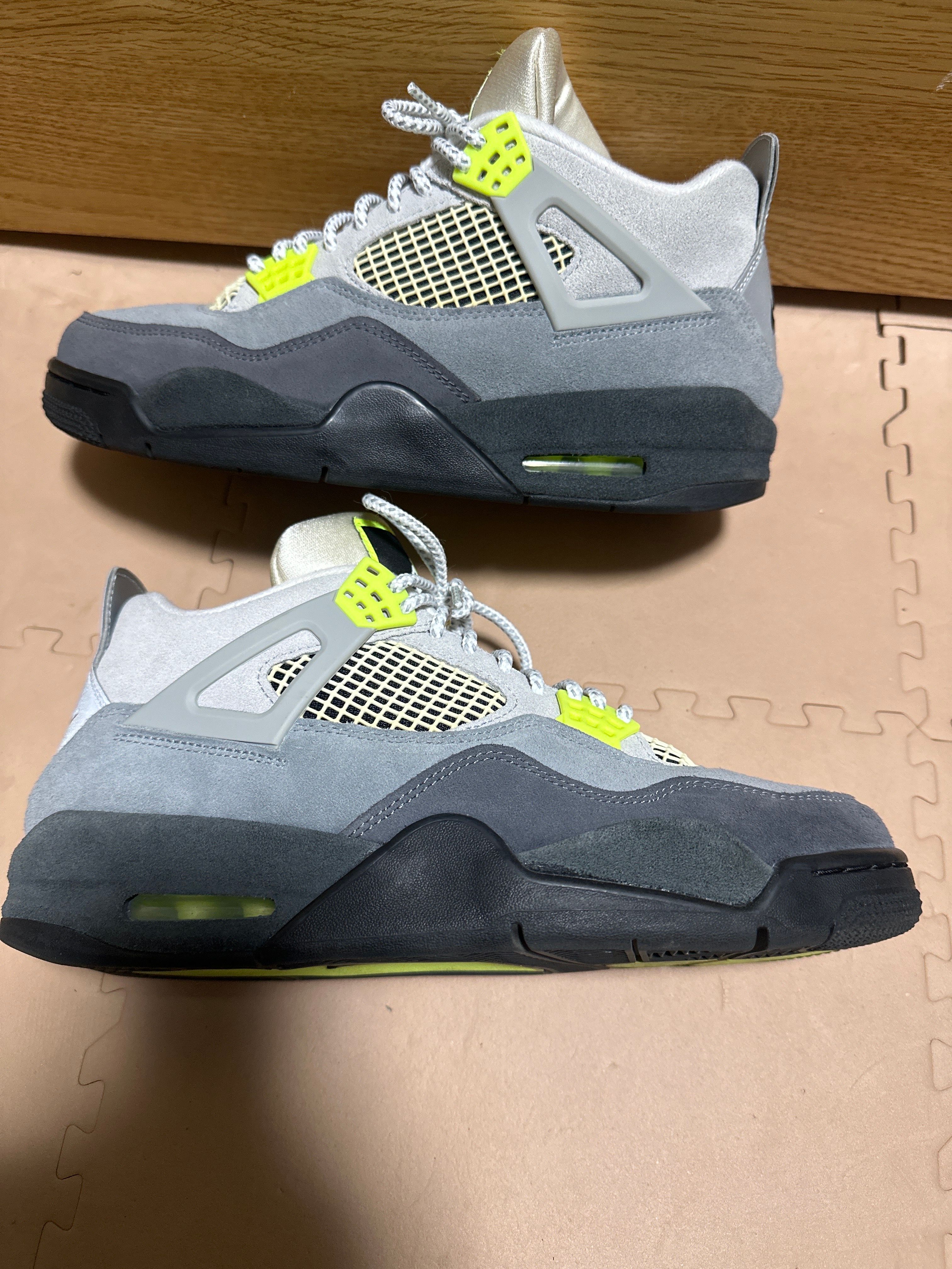 NIKE AIR JORDAN 4 RETRO LE "NEON"