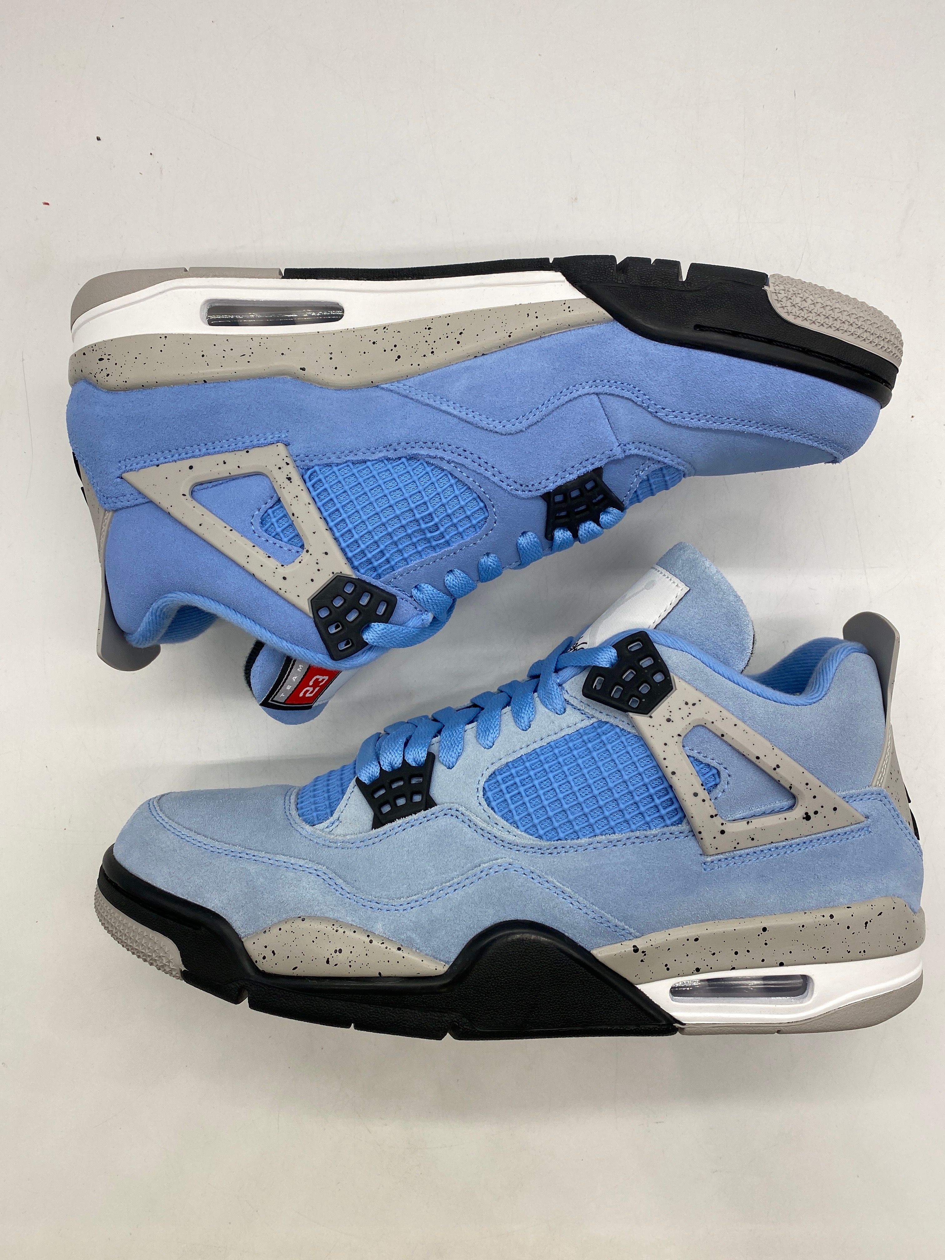 Nike Air Jordan 4 "University Blue"