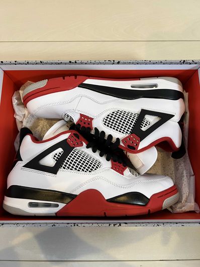 Nike Air Jordan 4 Retro OG "Fire Red" (2020)