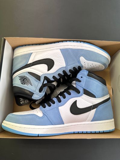 Nike Air Jordan 1 High OG "University Blue"