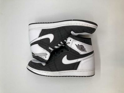 NIKE AIR JORDAN 1 RETRO HIGH "RE2PECT (DEREK JETER)"