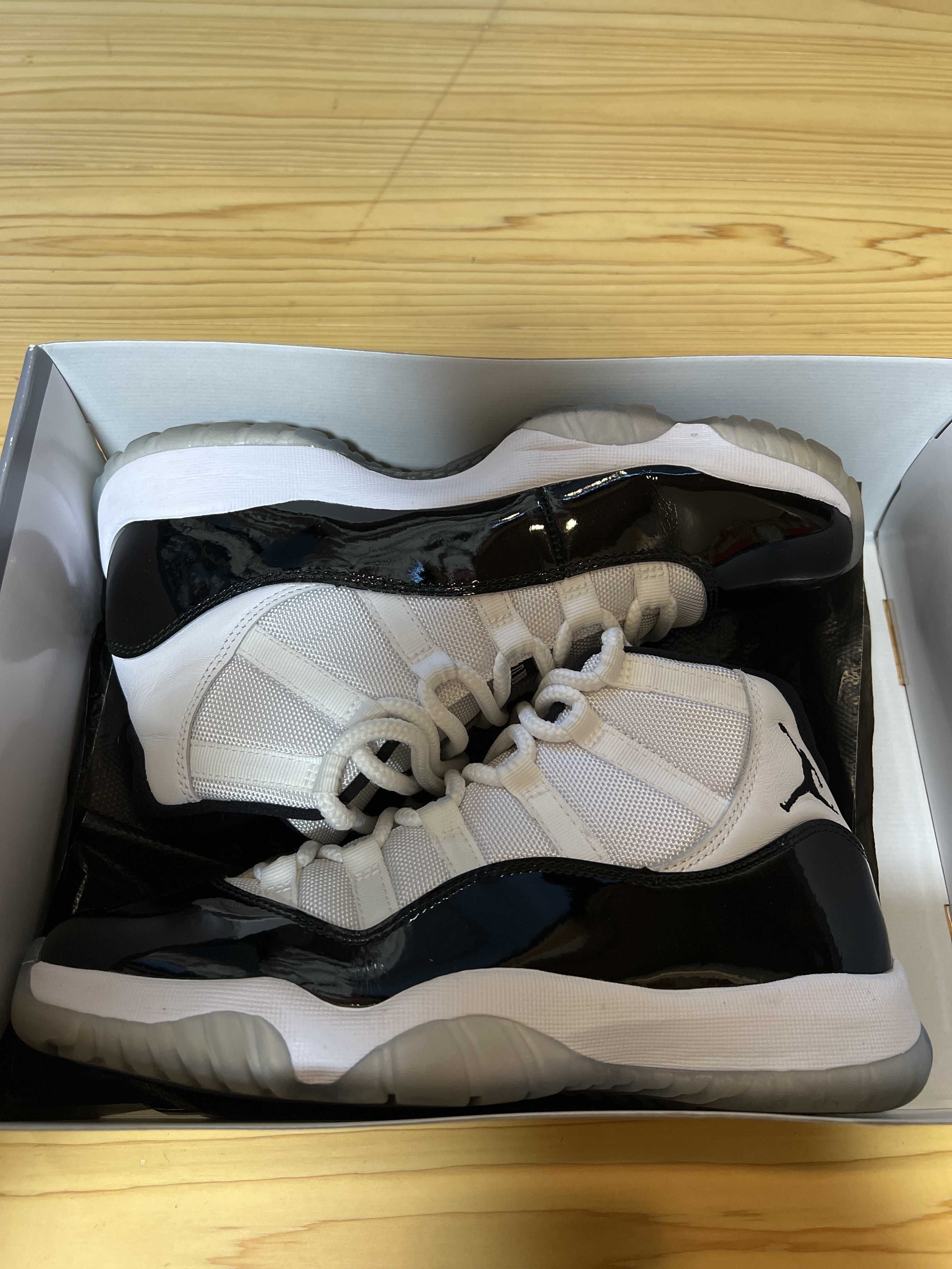 Nike Air Jordan 11 Retro "Concord" (2018)