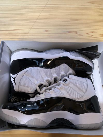 Nike Air Jordan 11 Retro "Concord" (2018)