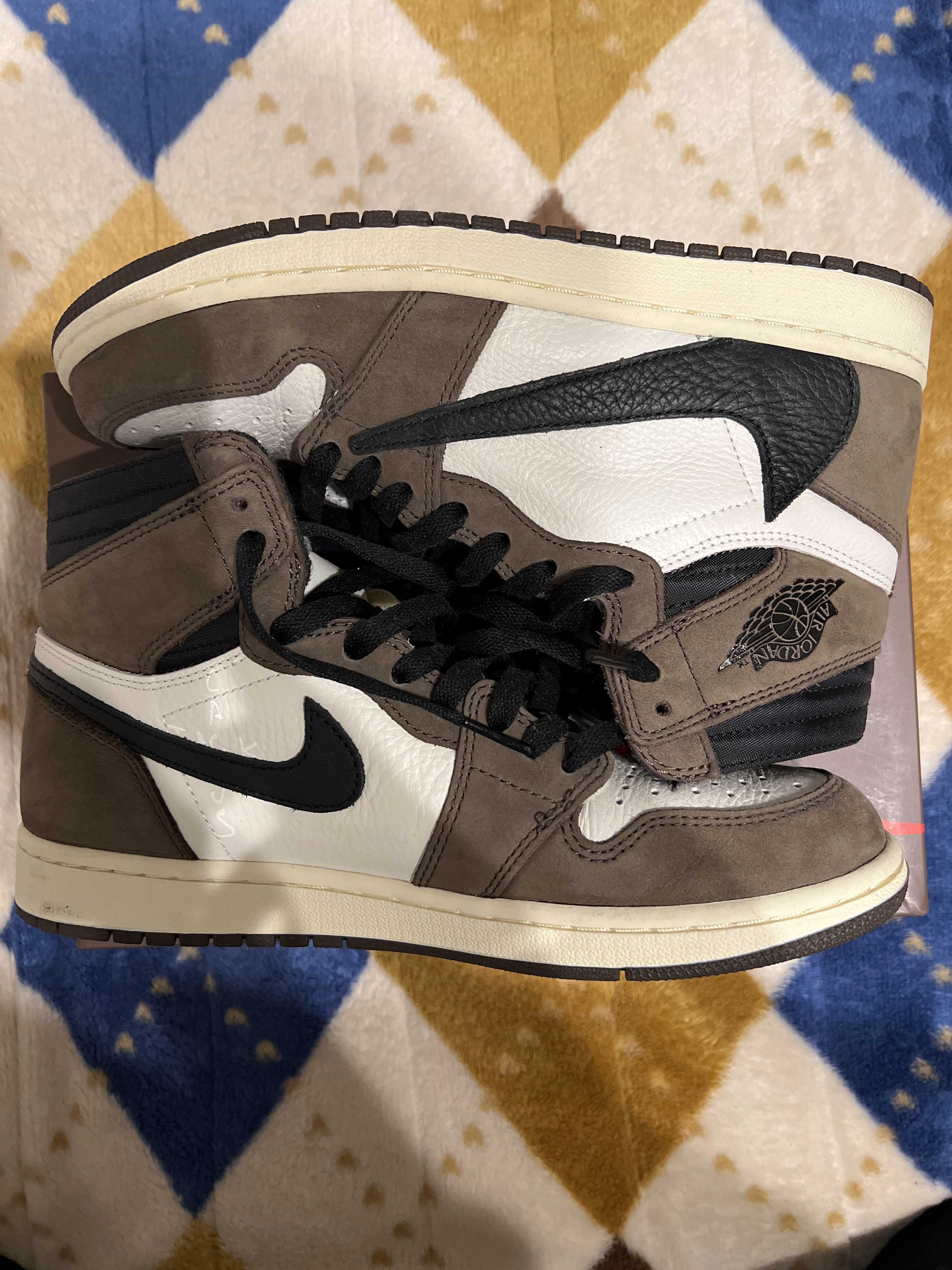 Travis Scott × Nike Air Jordan 1 Retro High OG TS SP "Sail/Dark Mocha"