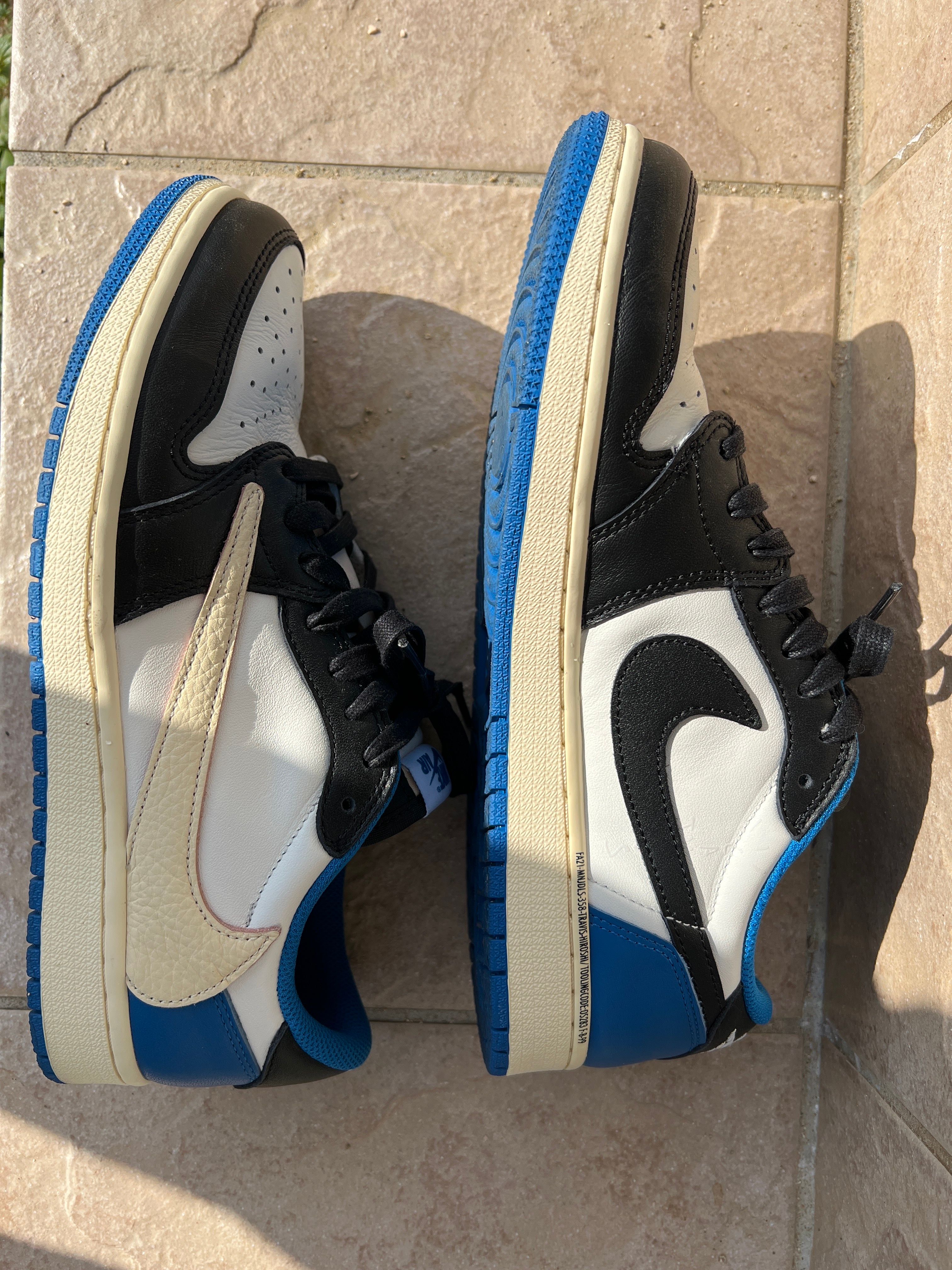 Travis Scott × fragment design × Nike Air Jordan 1 Low OG SP "Military Blue"