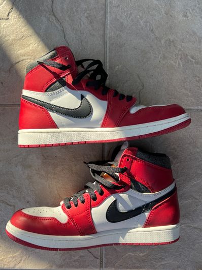 Nike Air Jordan 1 High OG "Lost & Found/Chicago"
