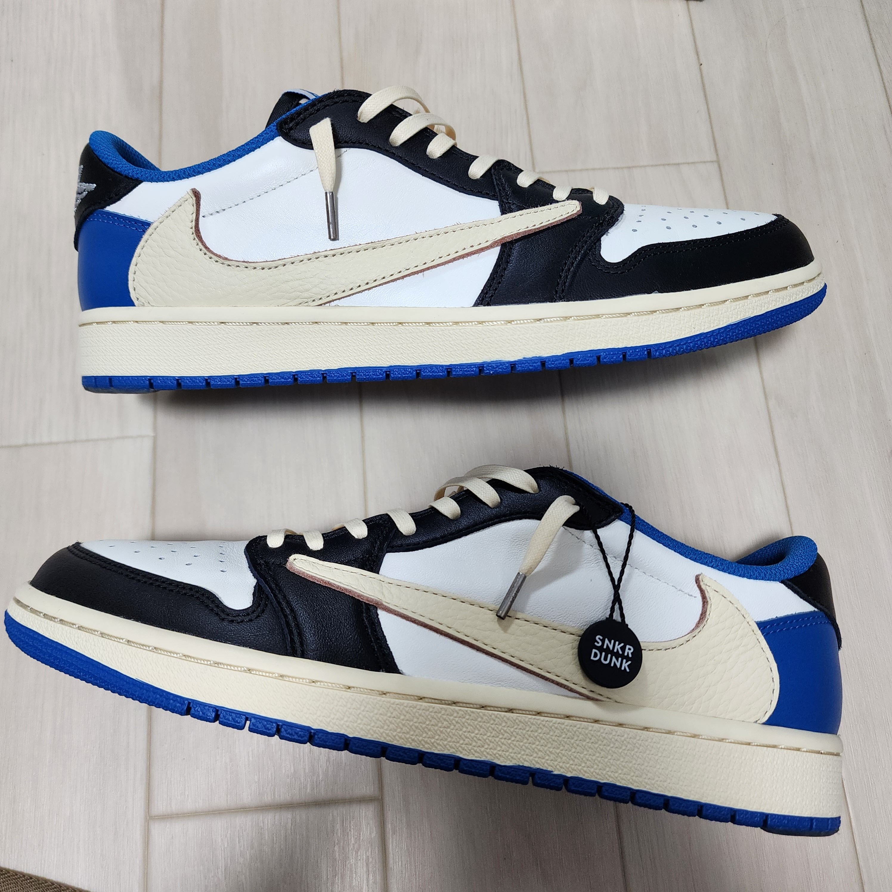 Travis Scott × fragment design × Nike Air Jordan 1 Low OG SP "Military Blue"