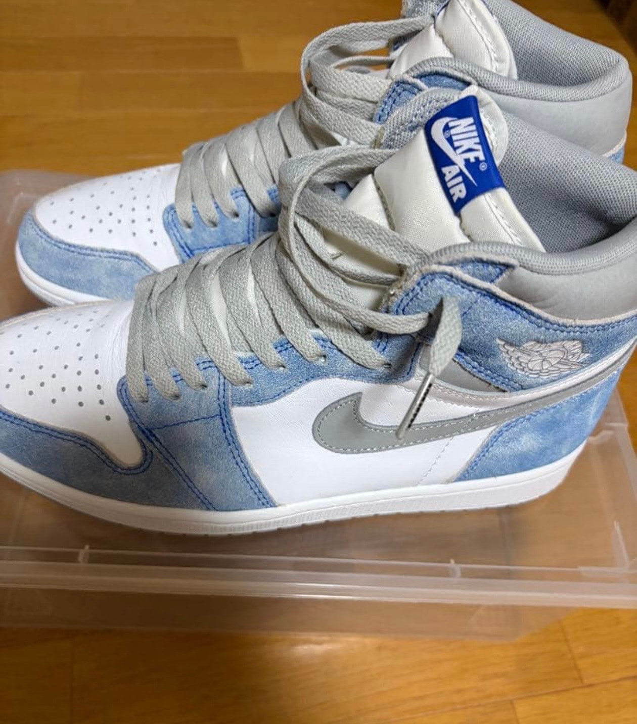 Nike Air Jordan 1 High OG "Hyper Royal"