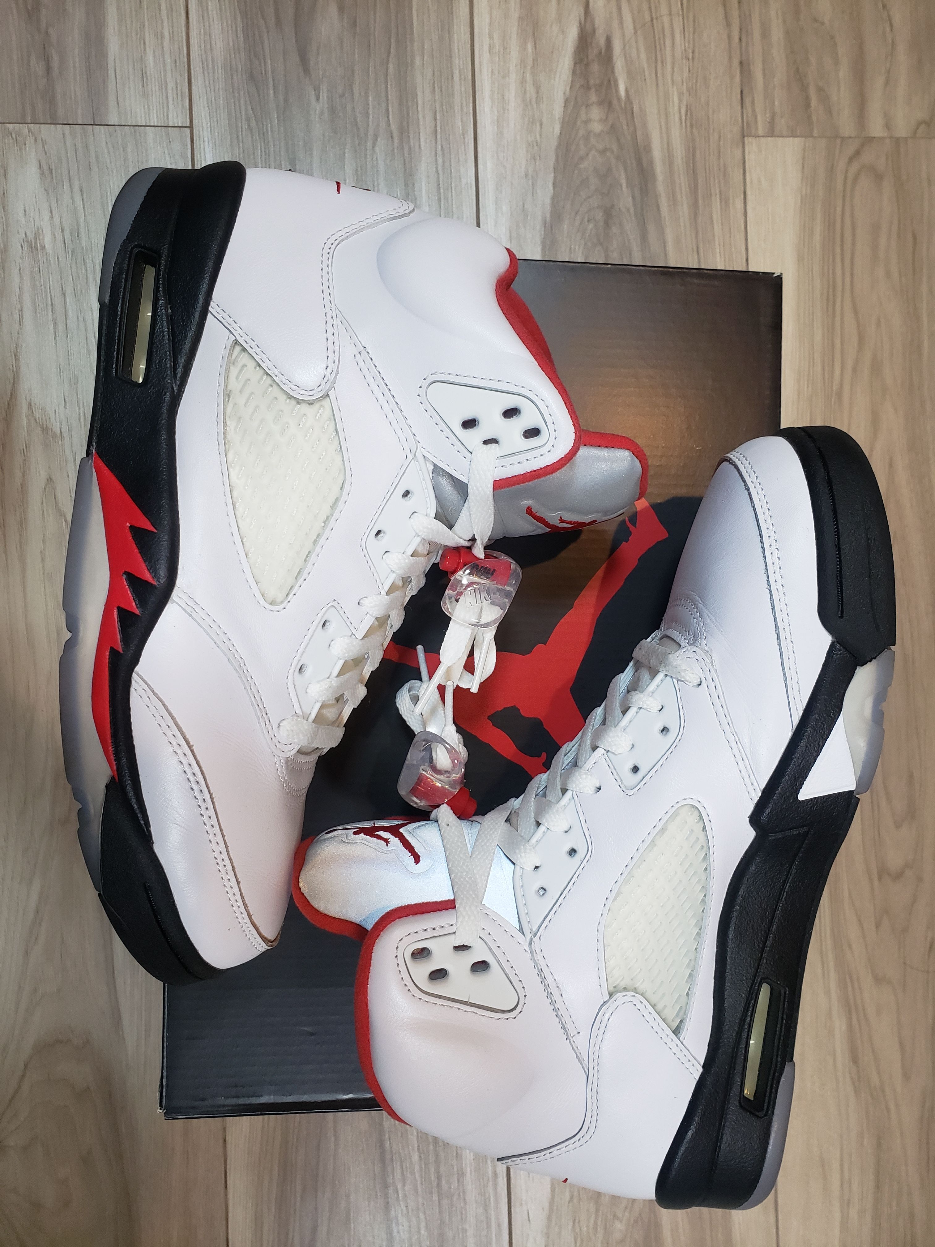Nike Air Jordan 5 Retro "Fire Red" (2020)