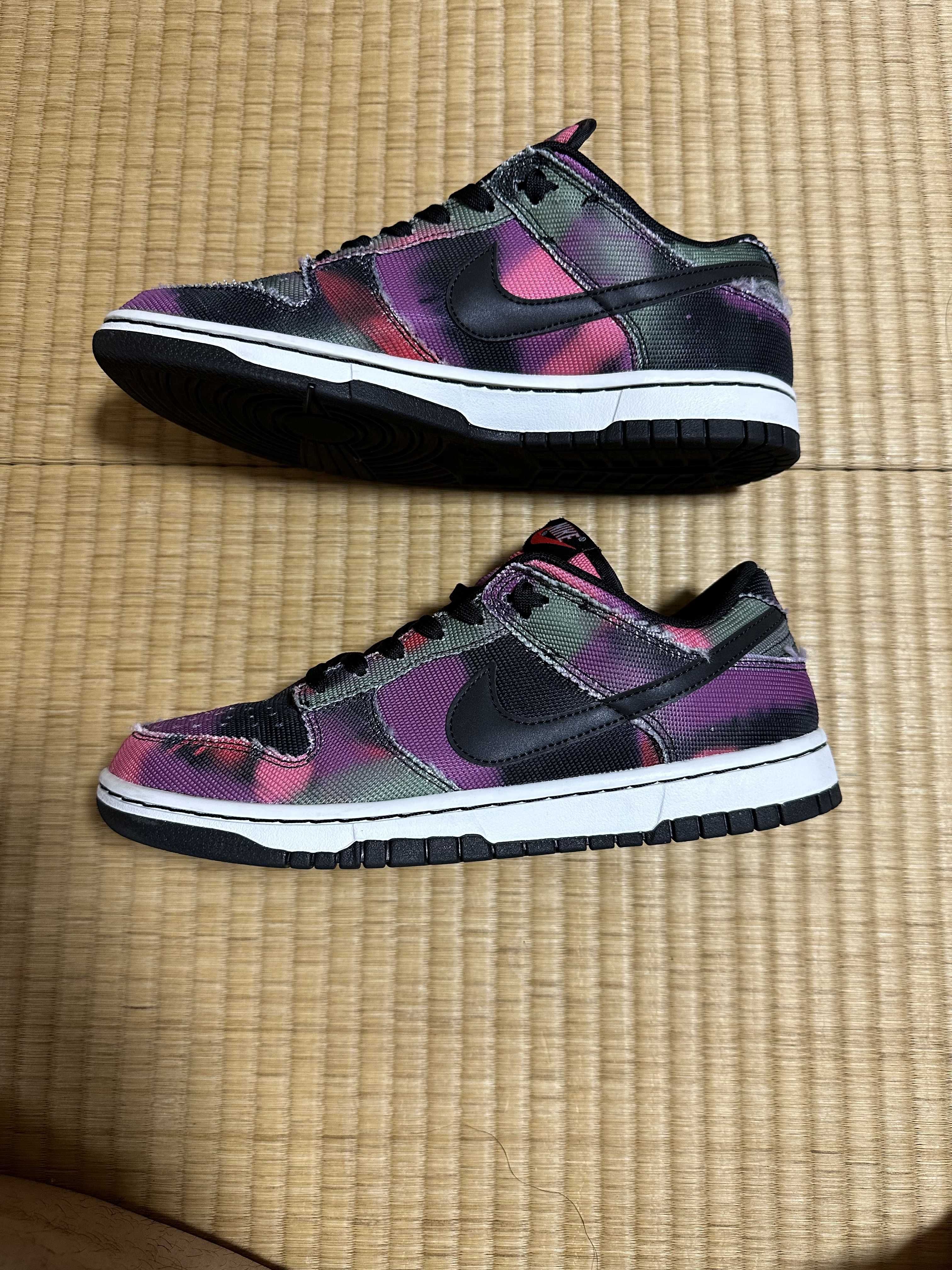 Nike Dunk Low Graffiti "Pink/Black" 
