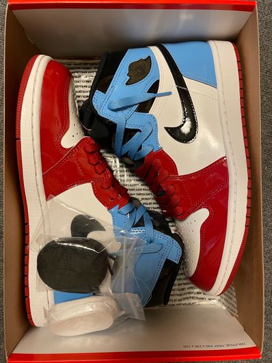 Nike Air Jordan 1 High OG "Fearless"