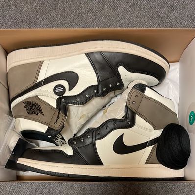 Nike Air Jordan 1 High OG "Sail/Dark Mocha/Black"