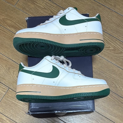 Nike Women's Air Force 1 Low "Green and Muslin"