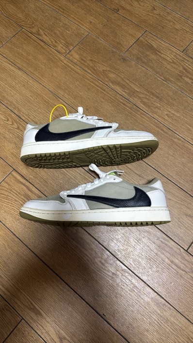 Travis Scott × Nike Air Jordan 1 Low Golf NRG "Neutral Olive"