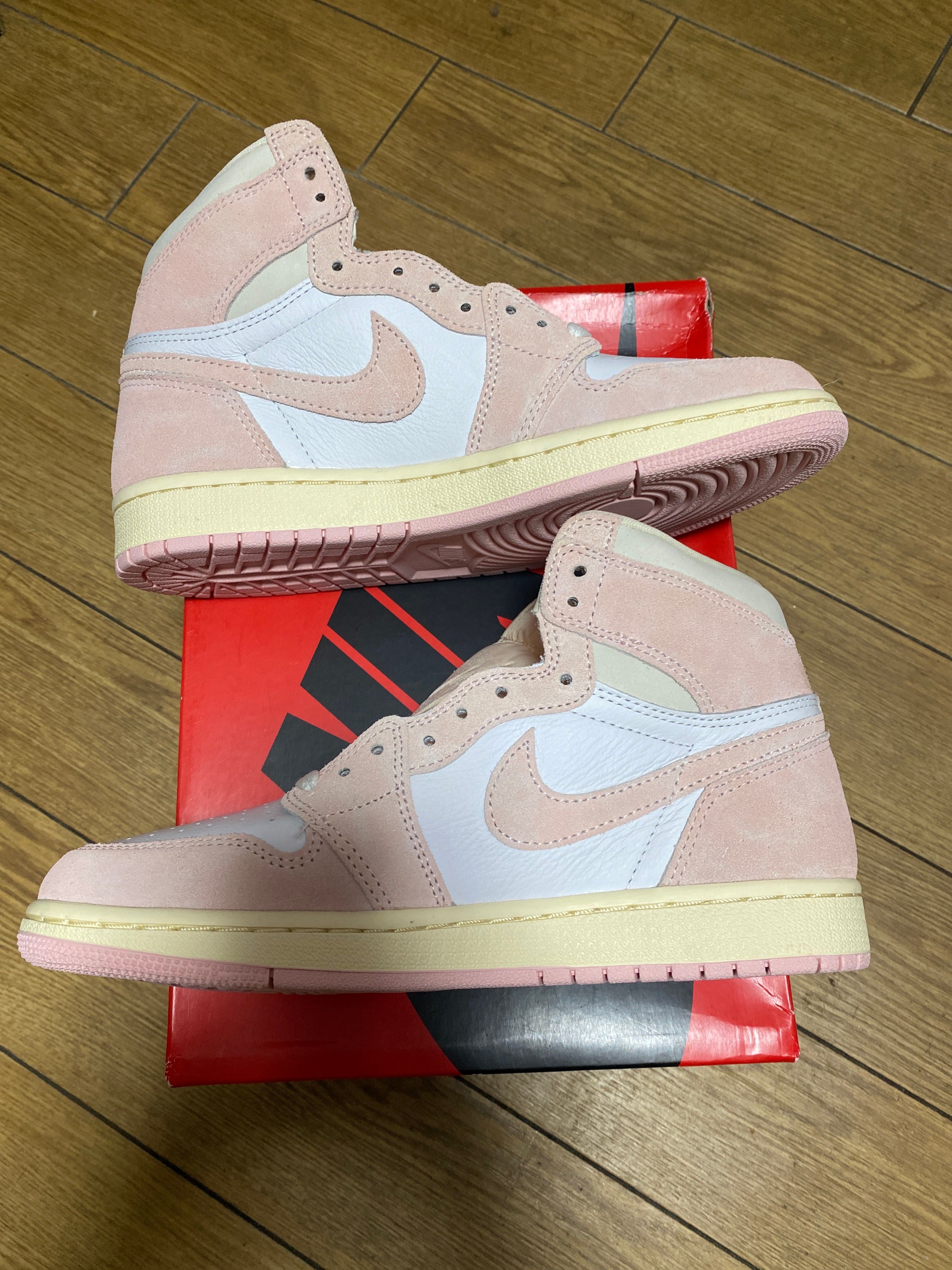 Nike Women's Air Jordan 1 Retro High OG "Washed Pink"