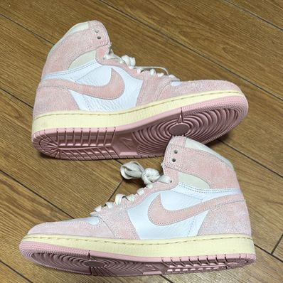 Nike Women's Air Jordan 1 Retro High OG "Washed Pink"