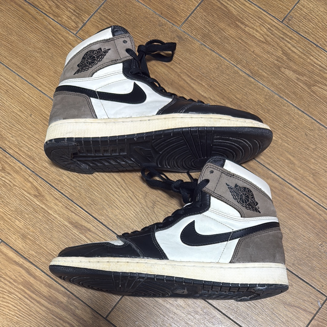 Nike Air Jordan 1 High OG "Sail/Dark Mocha/Black"