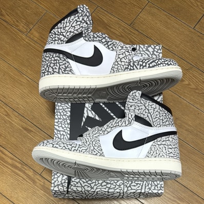 Nike Air Jordan 1 High OG "White Cement/Safari"