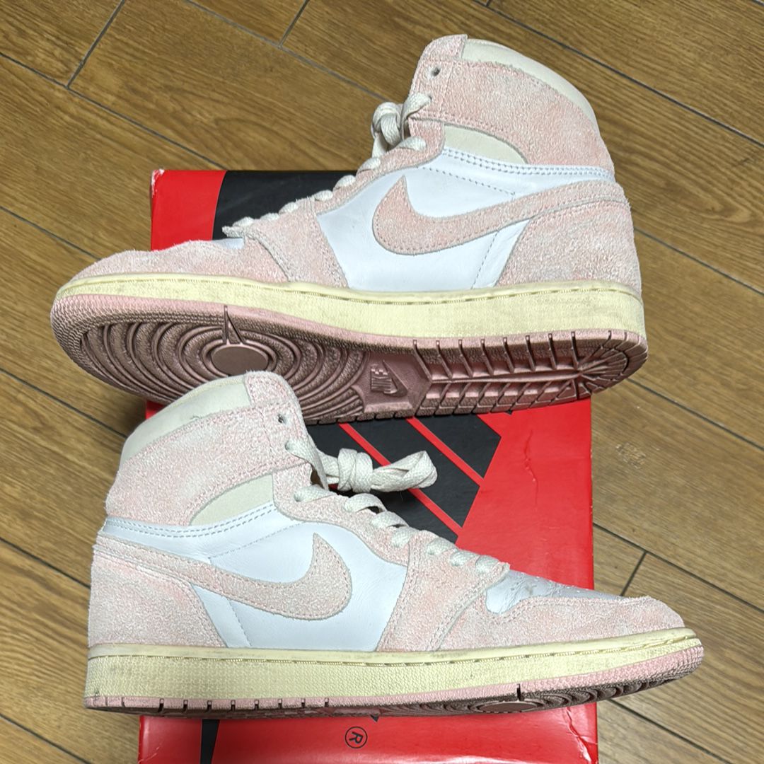 Nike Women's Air Jordan 1 Retro High OG "Washed Pink"