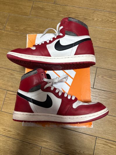 Nike Air Jordan 1 High OG "Lost & Found/Chicago"