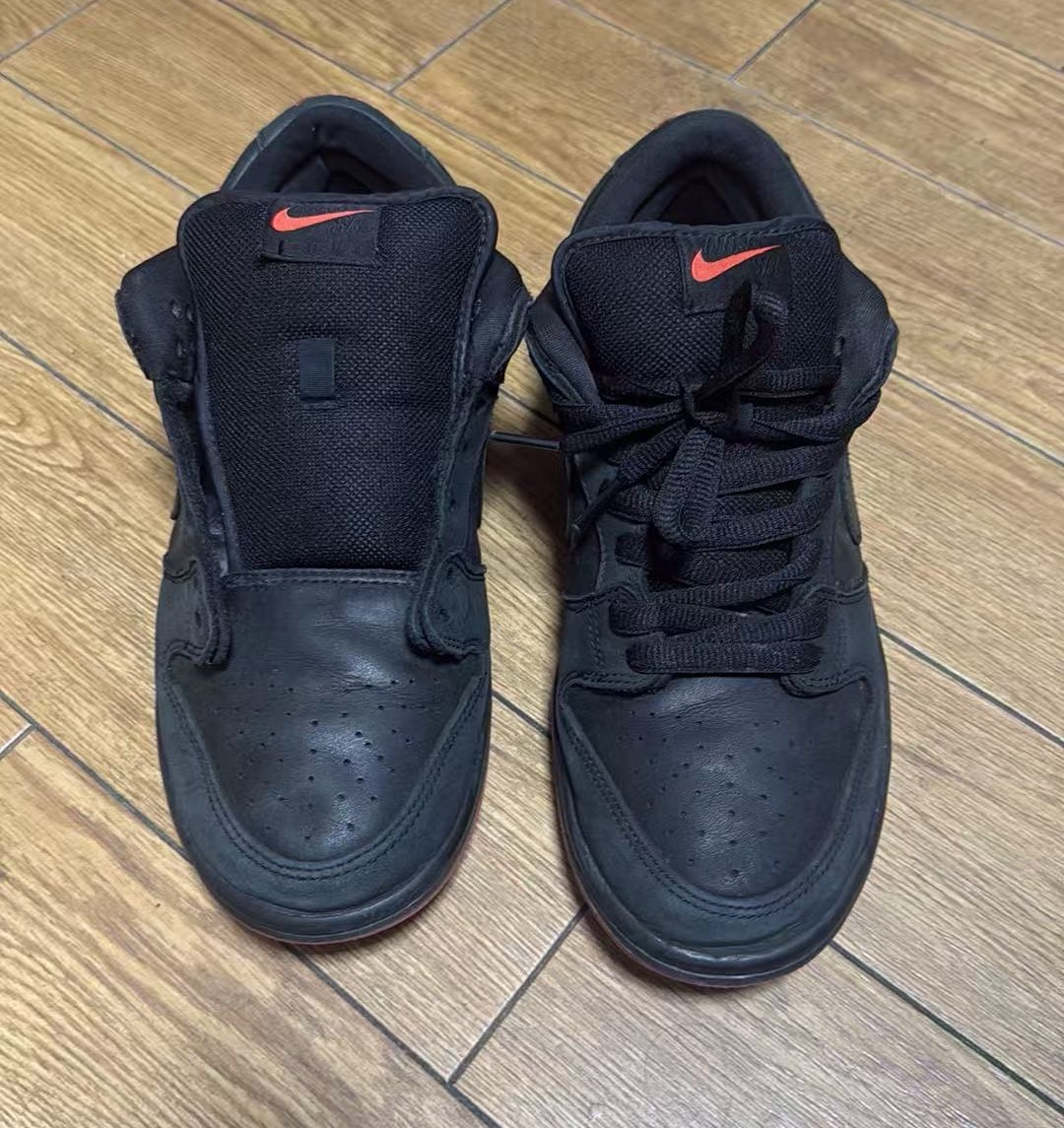 Nike SB Dunk Low TRD QS "Black Pigeon"