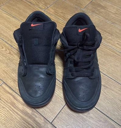 Nike SB Dunk Low TRD QS "Black Pigeon"