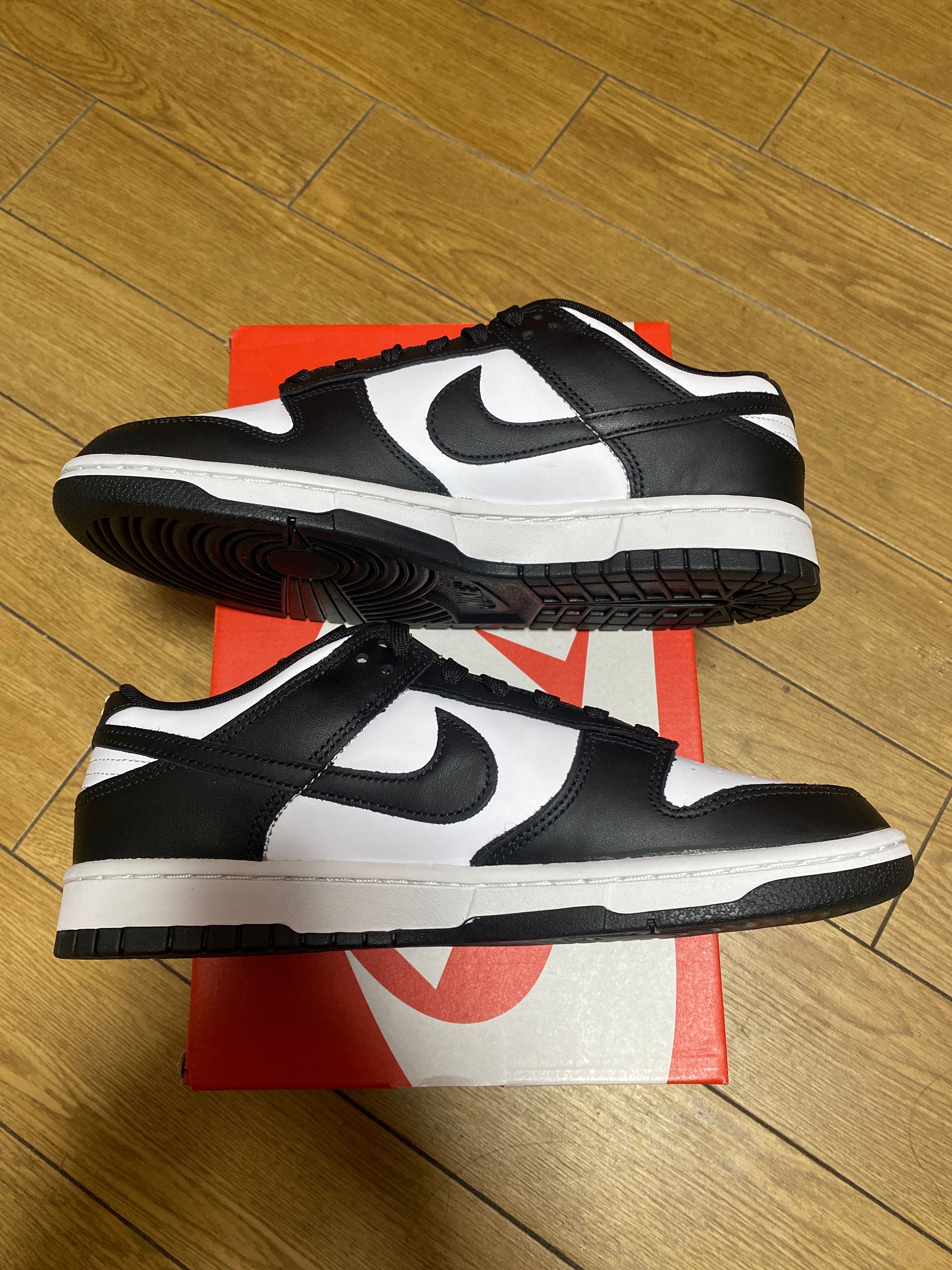 Nike Dunk Low Retro "Panda/White/Black"