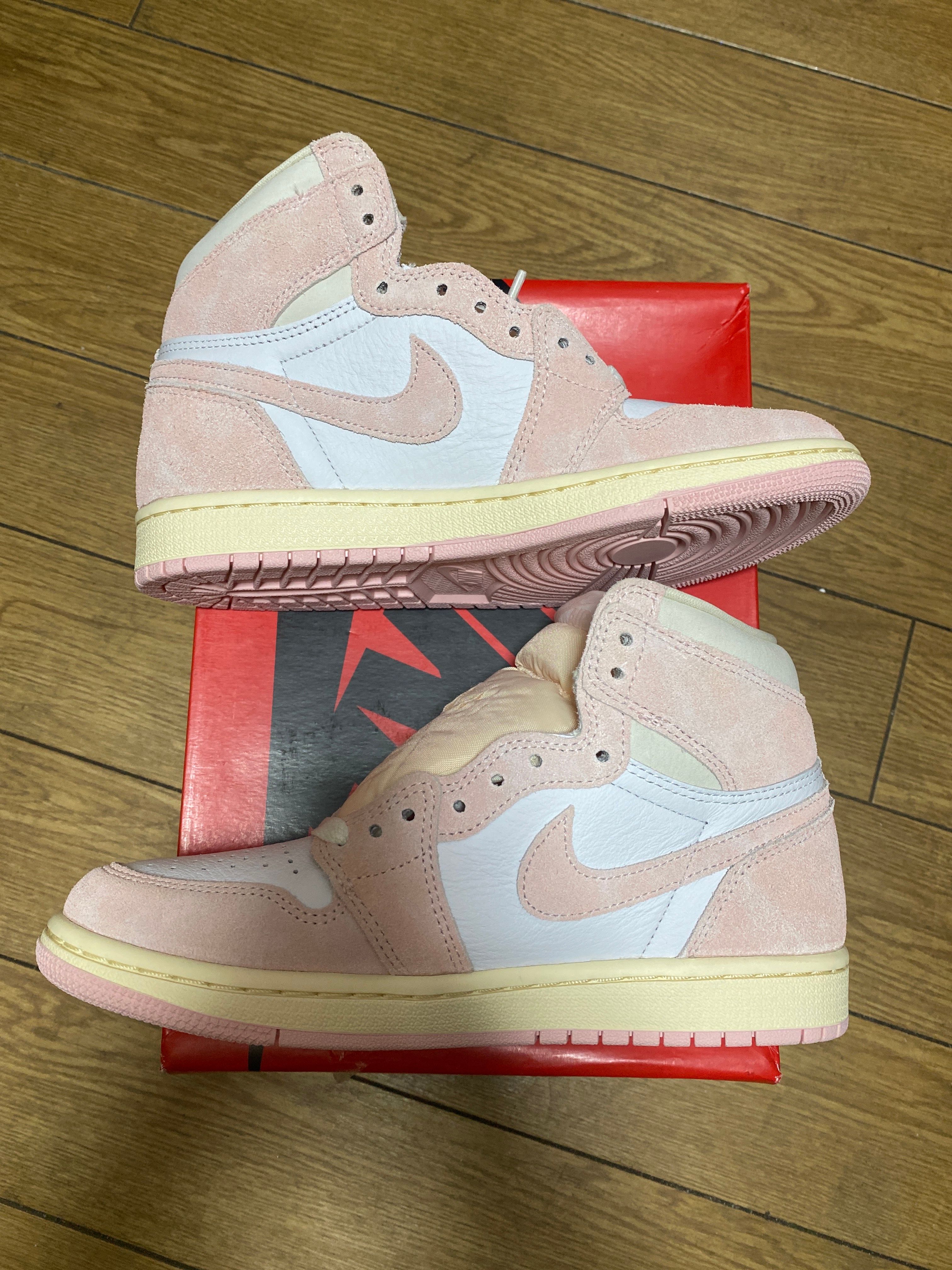 Nike Women's Air Jordan 1 Retro High OG "Washed Pink"