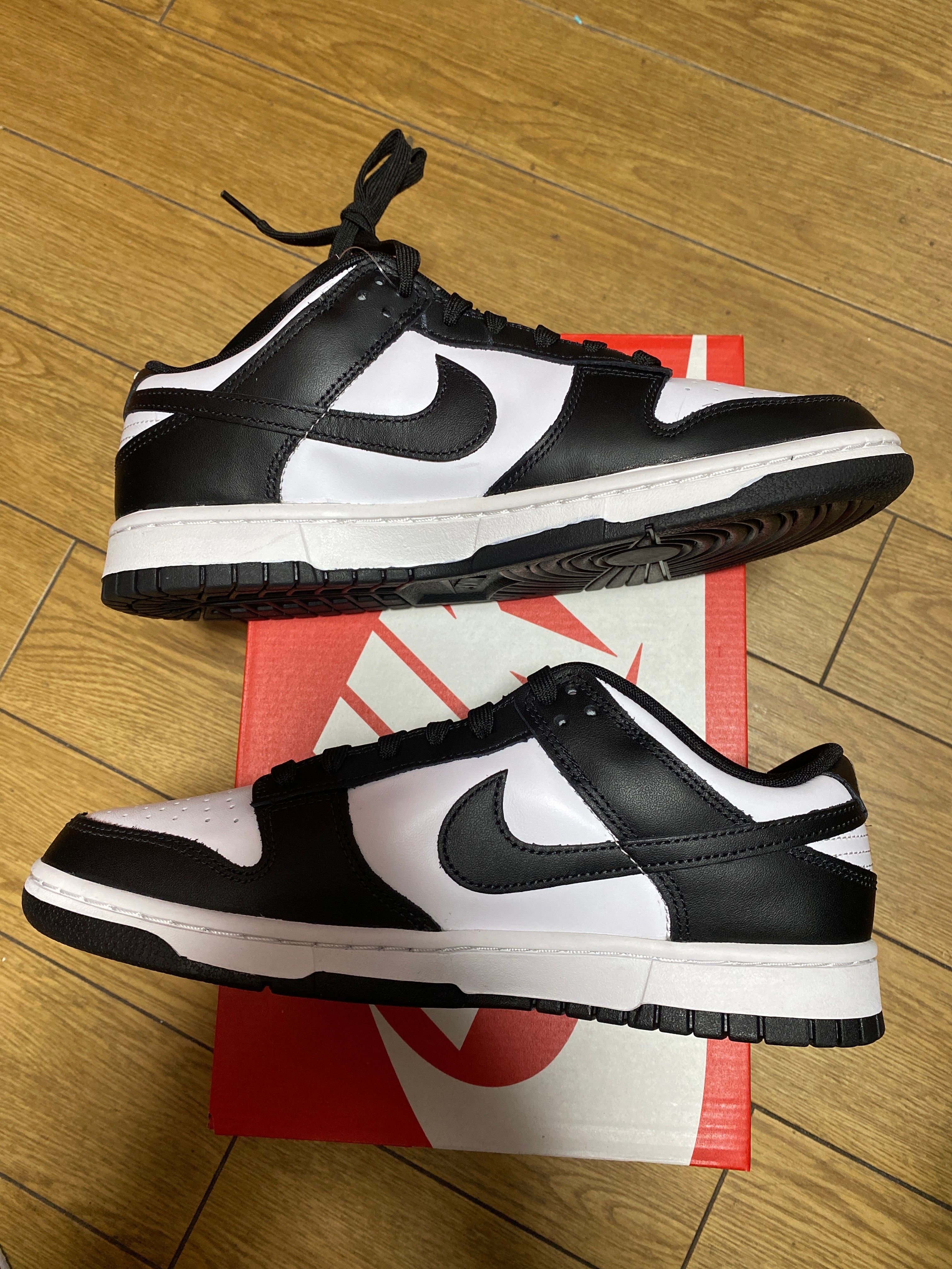 Nike Dunk Low Retro "Panda/White/Black"