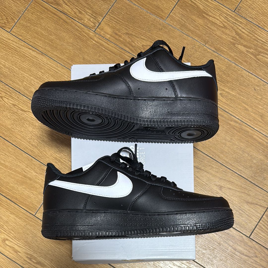 Nike Air Force 1 '07 "Black/White"