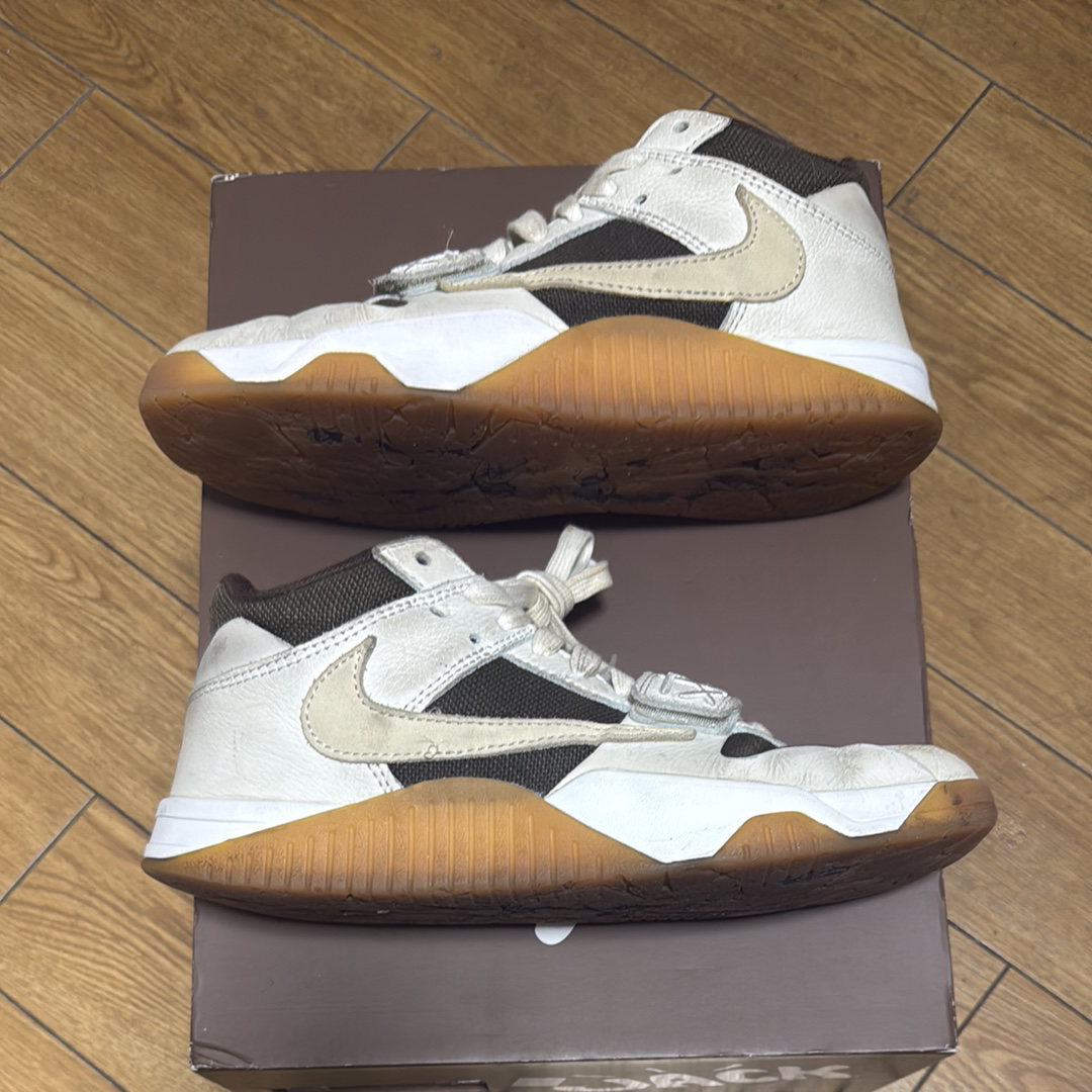 Travis Scott × Nike Jordan Jumpman Jack TR "Sail and Dark Mocha"