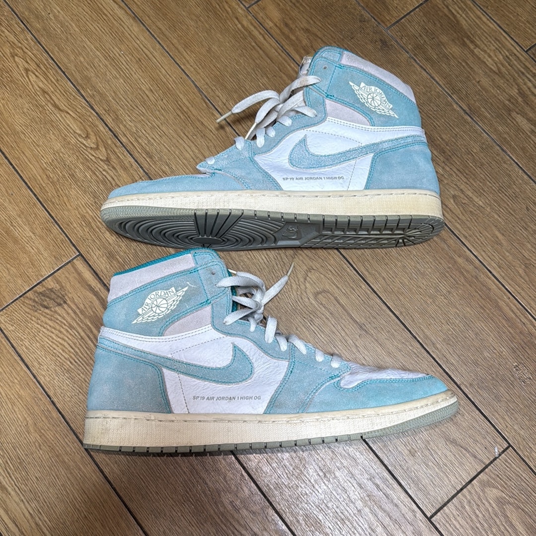 Nike Air Jordan 1 Retro High OG "Turbo Green"