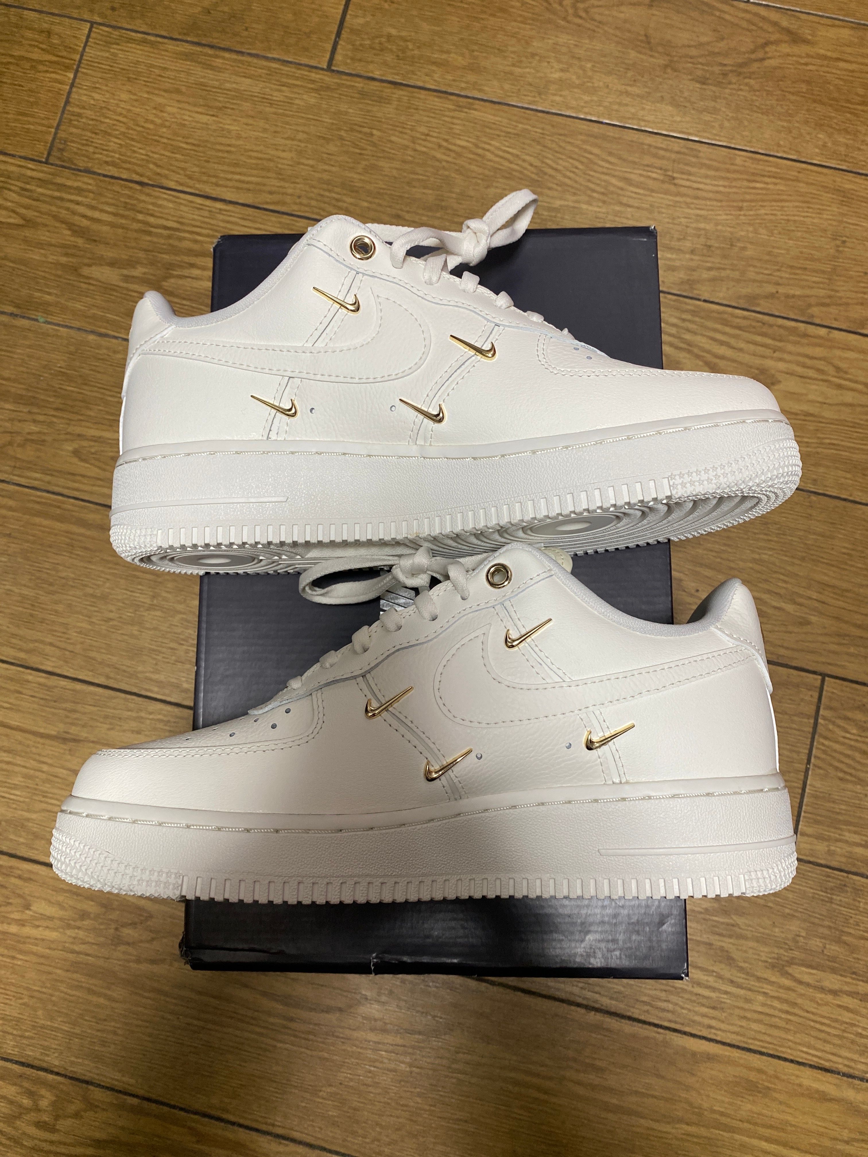 Nike Women's Air Force 1 '07 LX "Sail/Metallic Gold"