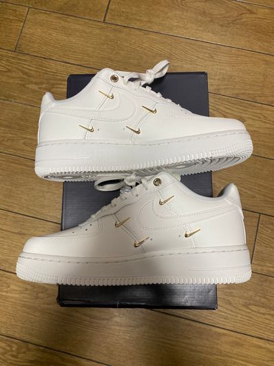 Nike Women's Air Force 1 '07 LX "Sail/Metallic Gold"