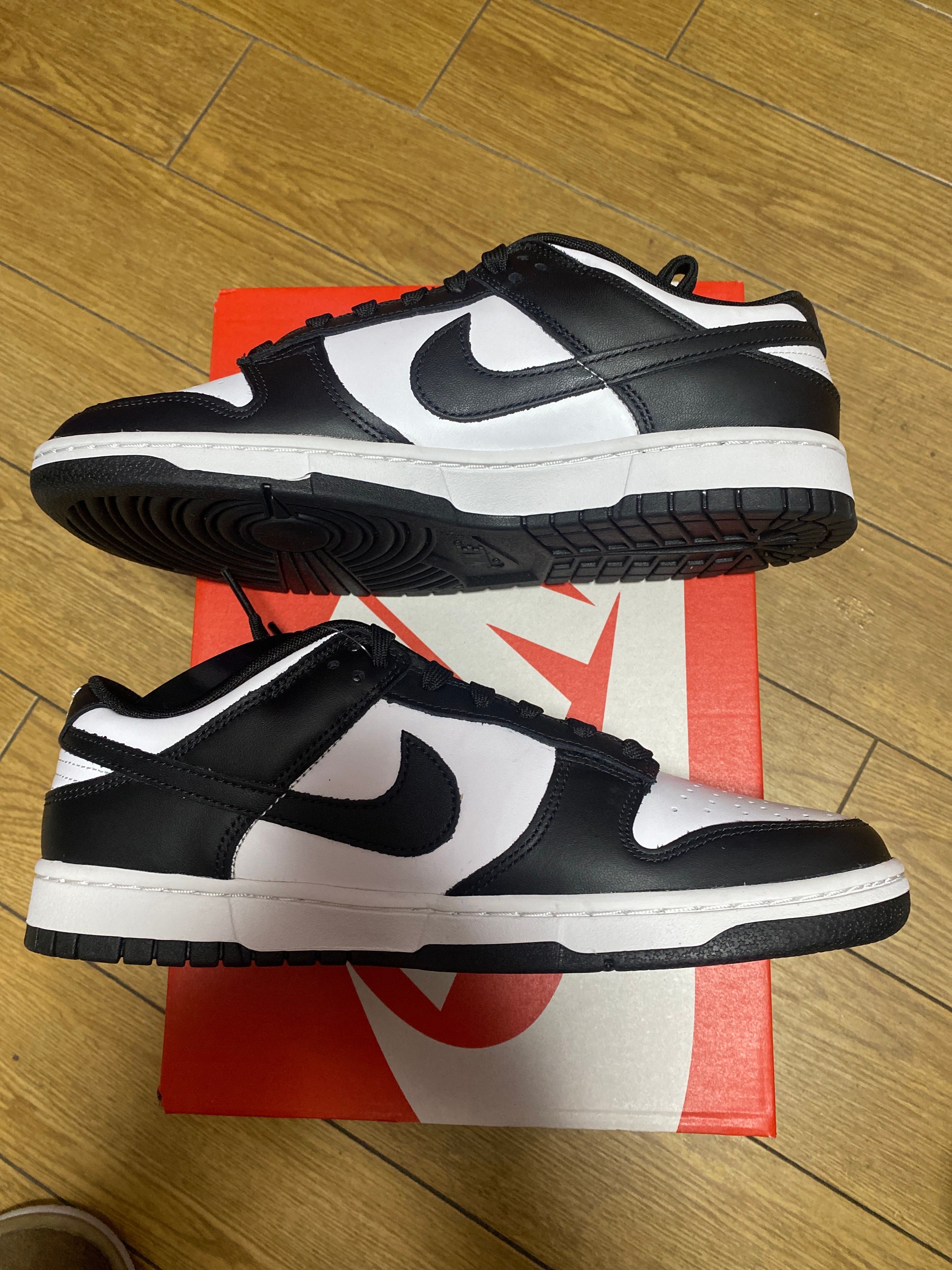 Nike Dunk Low Retro "Panda/White/Black"