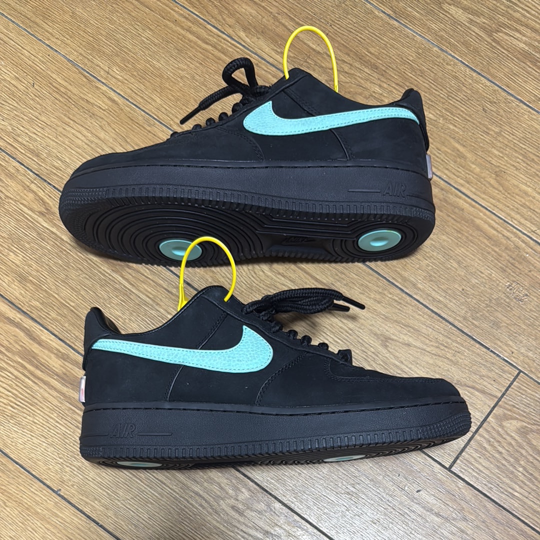 Tiffany & Co. × Nike Air Force 1 Low "1837"