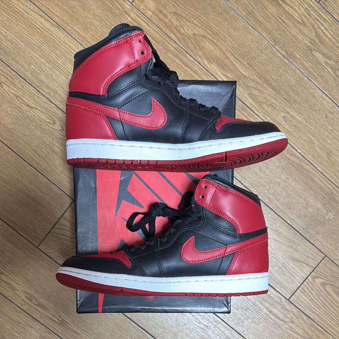 Nike Air Jordan 1 Retro High OG "Bred" (2013)