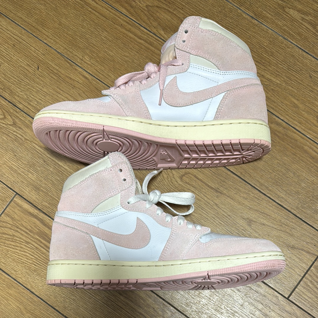 Nike Women's Air Jordan 1 Retro High OG "Washed Pink"