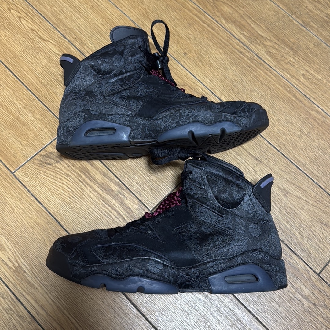 Nike Women's Air Jordan 6 "Singles Day"