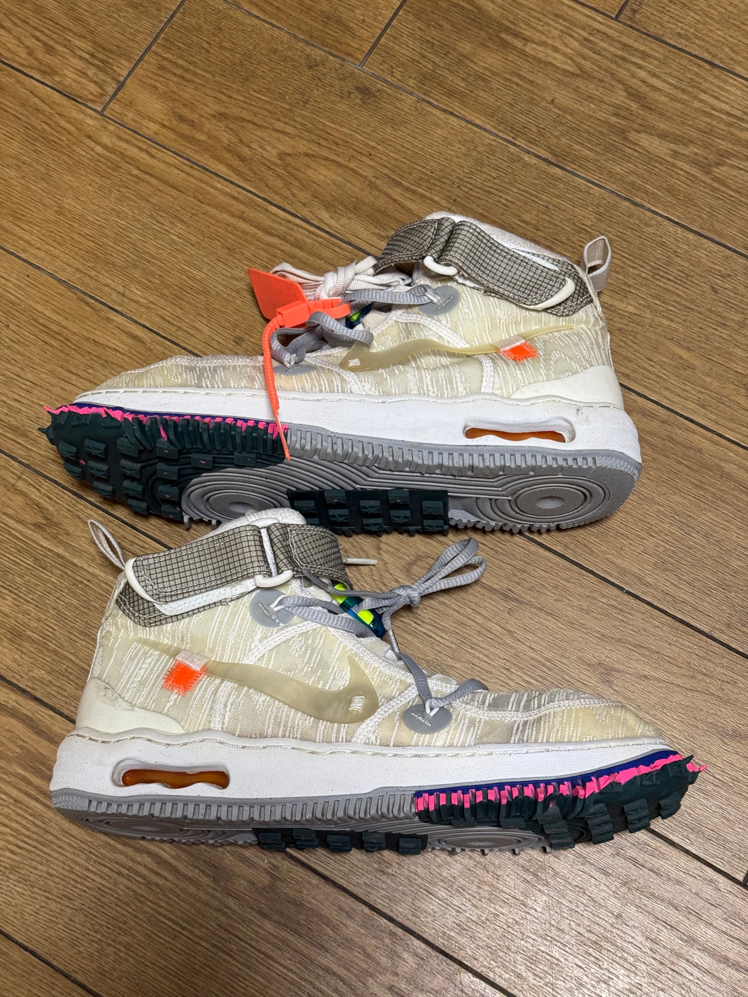 Off-White × Nike Air Force 1 Mid "White"